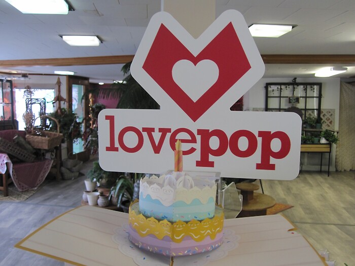 Lovepop Greeting Card (Happy Birthday Cake)