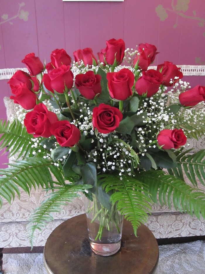 2 Dozen Red Roses